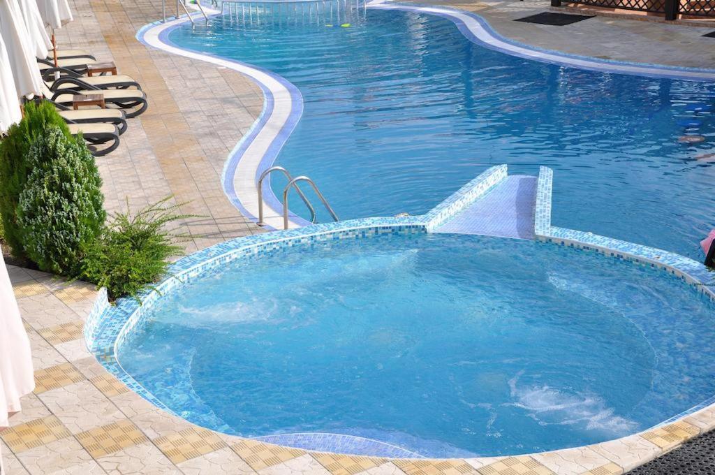 Villa Nina - Bay View Villas Кошаріца Екстер'єр фото