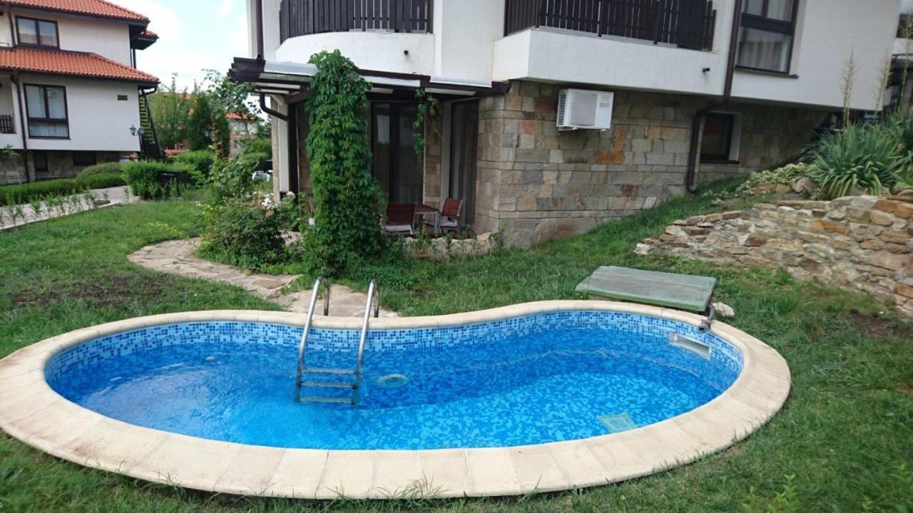 Villa Nina - Bay View Villas Кошаріца Екстер'єр фото
